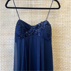 Adrianna Papell size 6 Navy Blue Spaghetti Strap Empire Waist Maxi Dress.